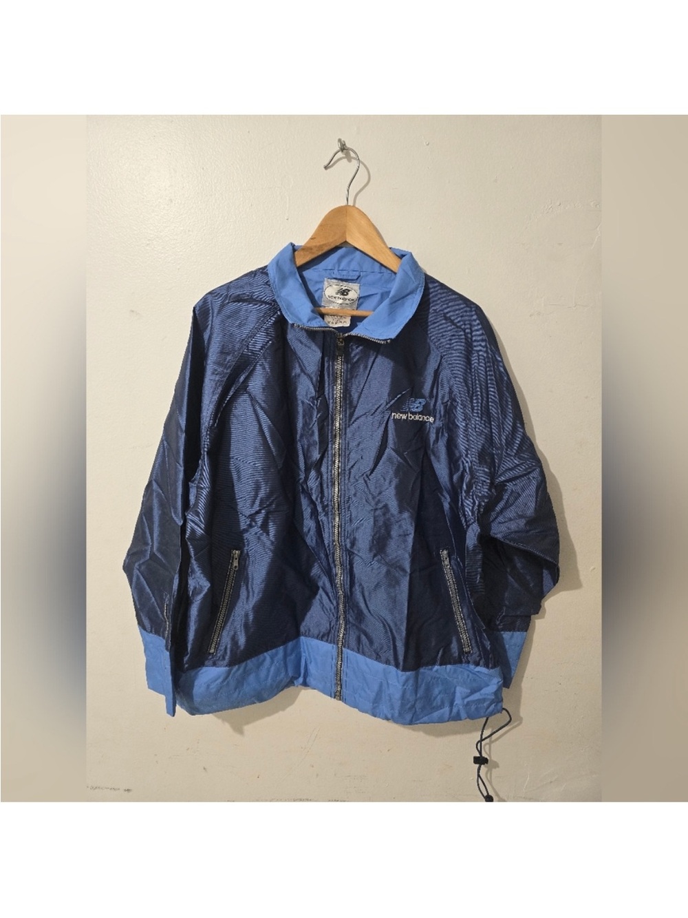 New Balance Blue Windbreaker Jacket Vintage 1990’s . Size XL